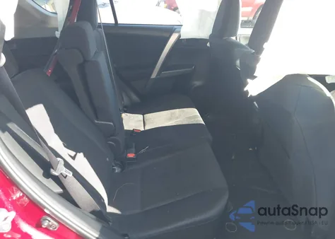 2018 Toyota Rav4 Le z USA, uszkodzony, nr VIN JTMBFREV3JD236507